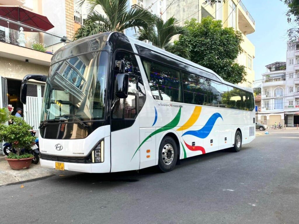 Việt Nam Travel Car