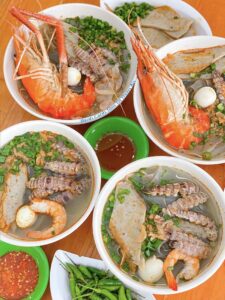 bánh canh tôm tít nha trang