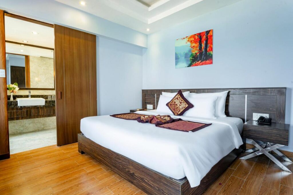 Ocean Waves Resort Cam Ranh